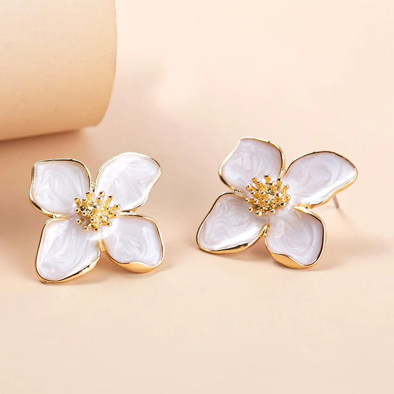 Brincos Femininos Flor Rosa e Branca / Elegante, Delicado e Fashion
