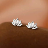 Brincos Femininos de Prata 925 – Stud Flor de Lótus, Joia Delicada e Elegante